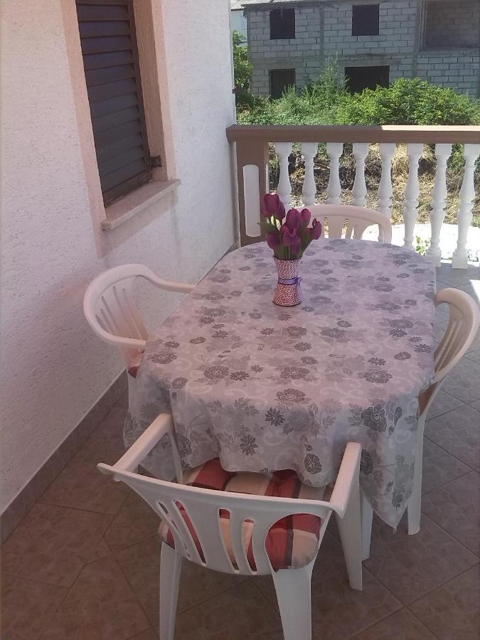 Apartman Borosa ヴィル エクステリア 写真